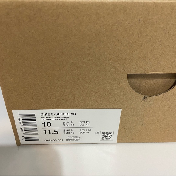 Nike E-Series AD Casual Shoes - Picture 10 of 10